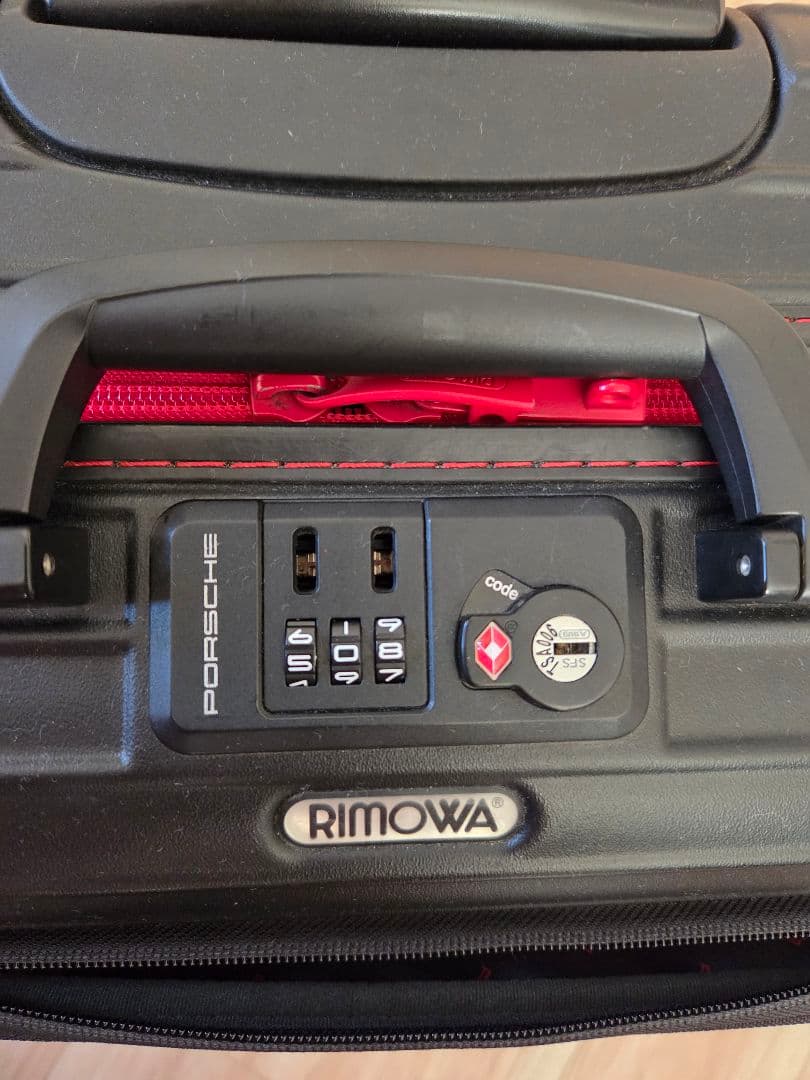 Porsche　リモア　 ブラック キャリーケース