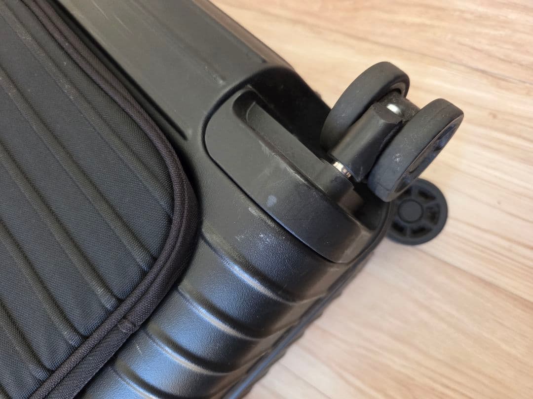 Porsche　リモア　 ブラック キャリーケース