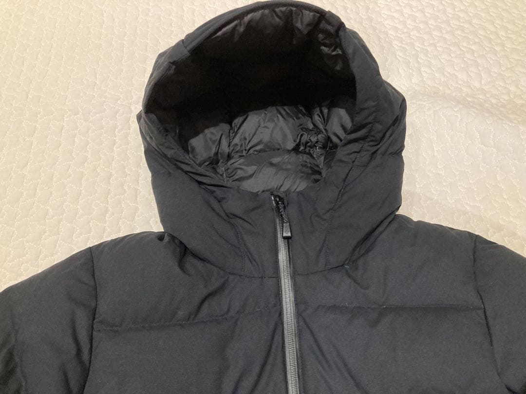 mont-bell フード付きロングダウンジャケット グレー