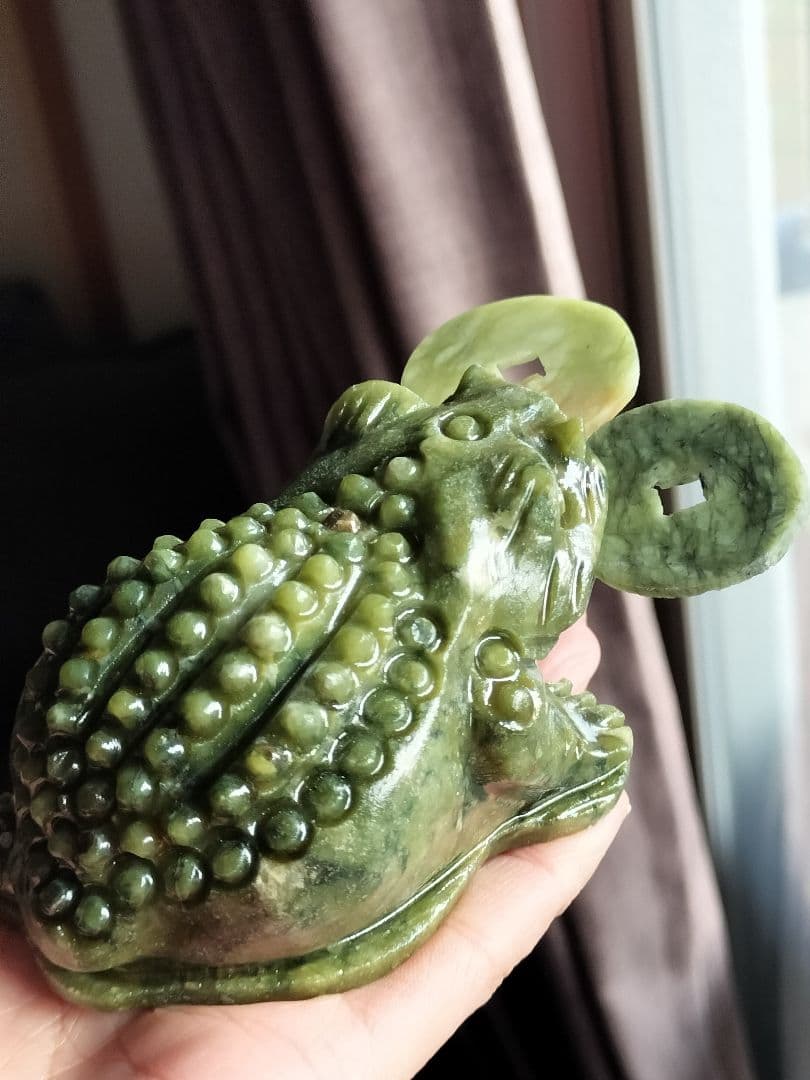 天然石　翡翠　金蟾　金運財運を招き　財が集める　開店置物