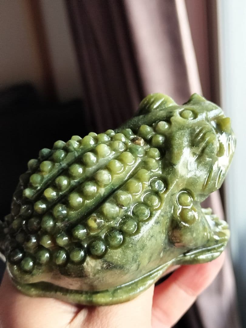 天然石　翡翠　金蟾　金運財運を招き　財が集める　開店置物