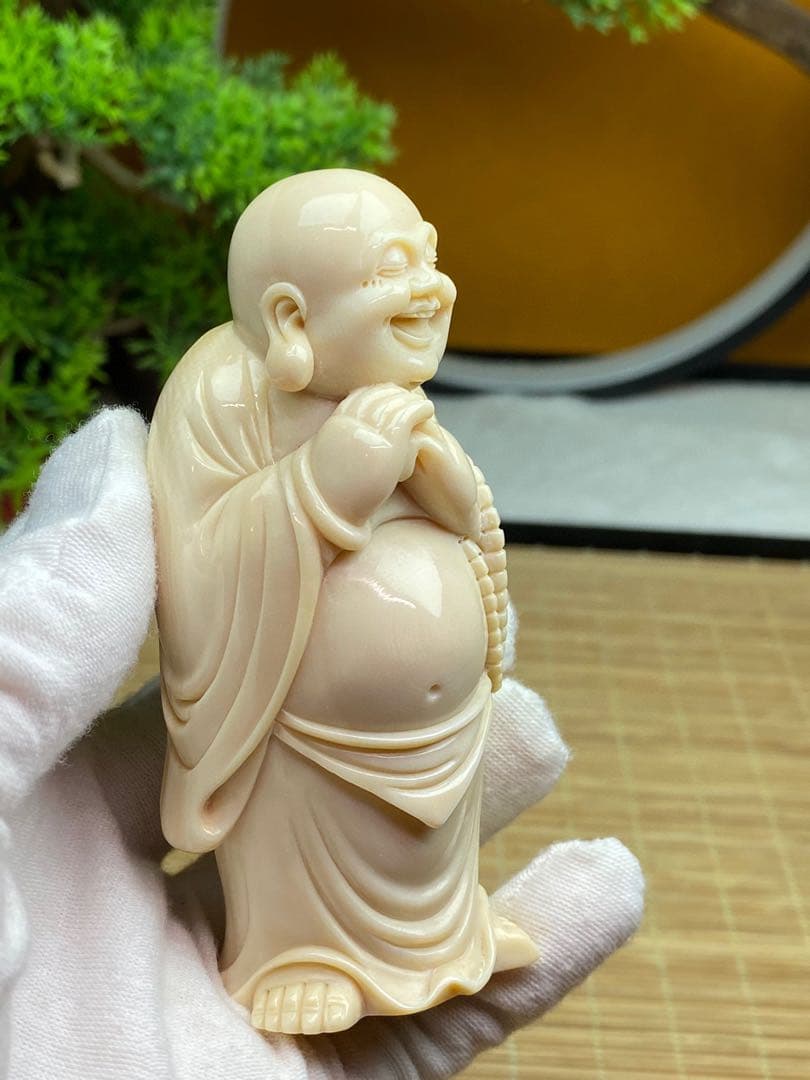 天然マンモス牙精巧な手作り彫刻招財弥勒 置物