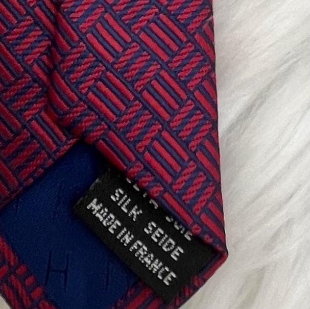 美品✨エルメス　HERMES 　ネクタイ　シルク100％　エンジ系