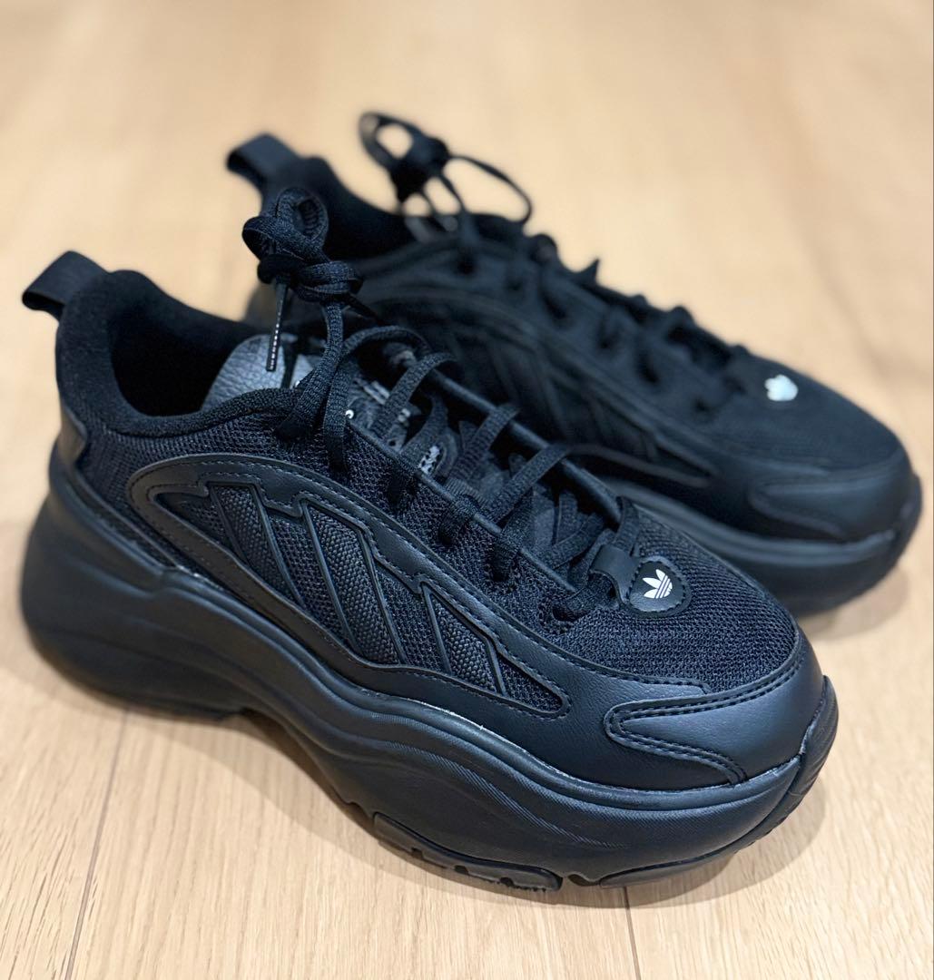 アディダス オズガイア 23.5cm