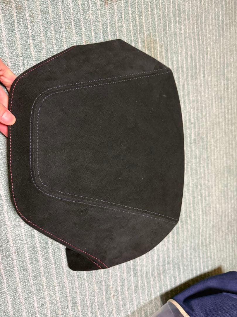 アクシスパーツ　レヴォーグVN、WRX VB用メーターバイザー