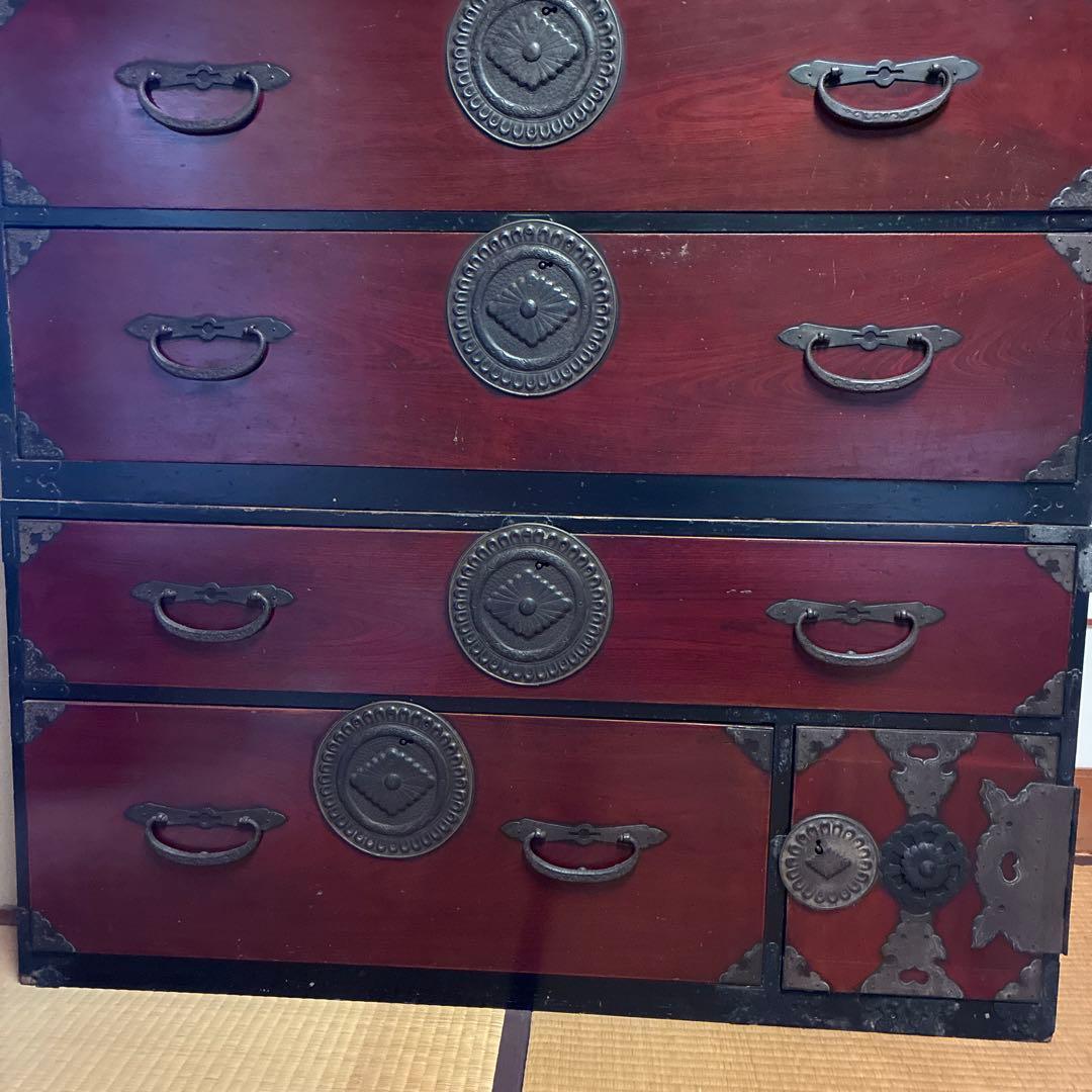 赤色木製箪笥 4引き出し