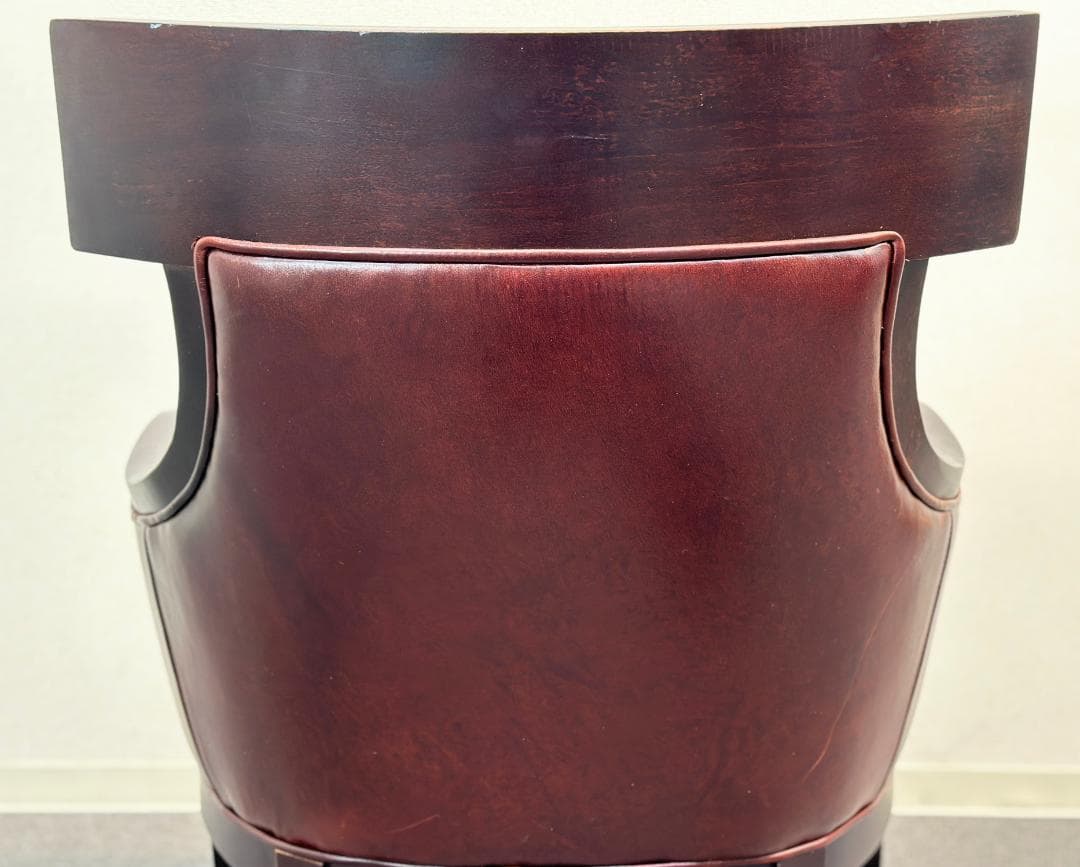 Crate & Barrel　ラウンジチェア　エレガント　ヴィンテージ　ソファ