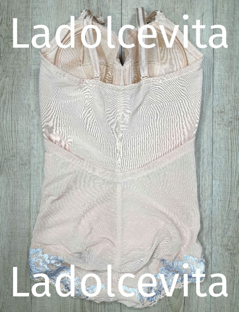 美品 マルコ　デコルテ リュミエス ボディスーツ D70M/ベージュ/198