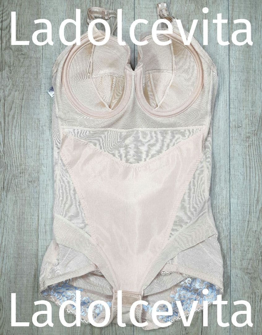 美品 マルコ　デコルテ リュミエス ボディスーツ D70M/ベージュ/198