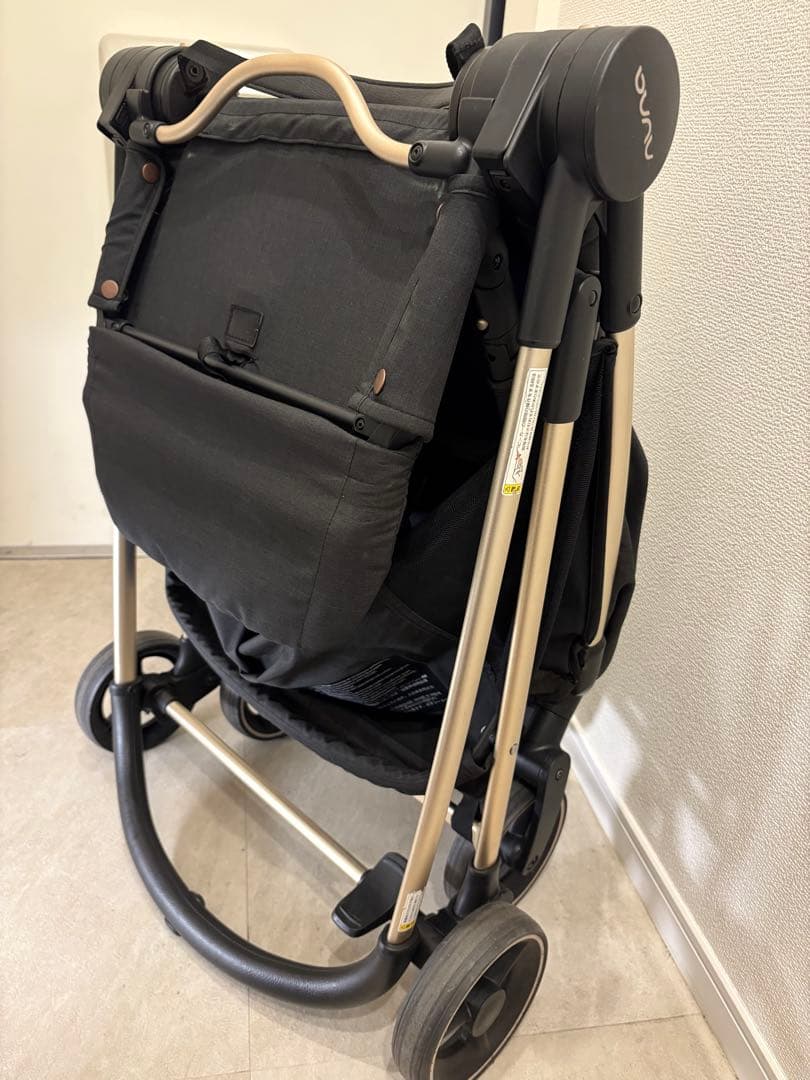 nuna ベビーカー イクサ リベテッドローズ　直接受け渡しでお値引き
