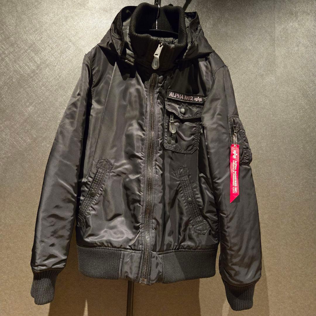 美品　ALPHA INDUSTRIES　アルファ　ミリタリージャケット　XL　黒