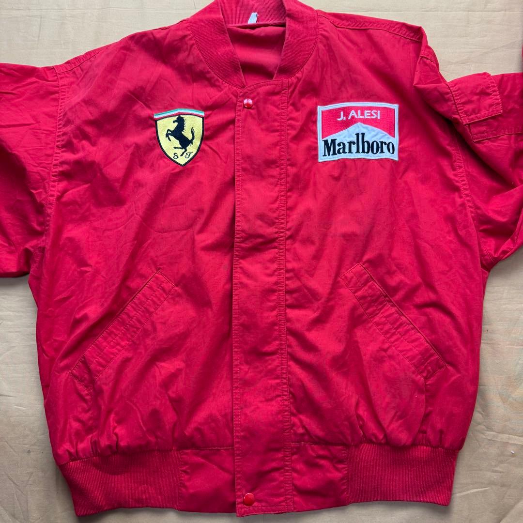 美品　マルボロ　marlbore フェラーリ　Ferrari ジャケット　レッド
