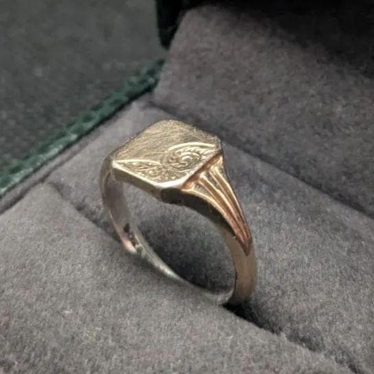 英国イギリス 9CT スターリングシルバー925 ヴィンテージ シグネットリング
