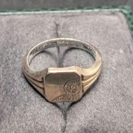 英国イギリス 9CT スターリングシルバー925 ヴィンテージ シグネットリング