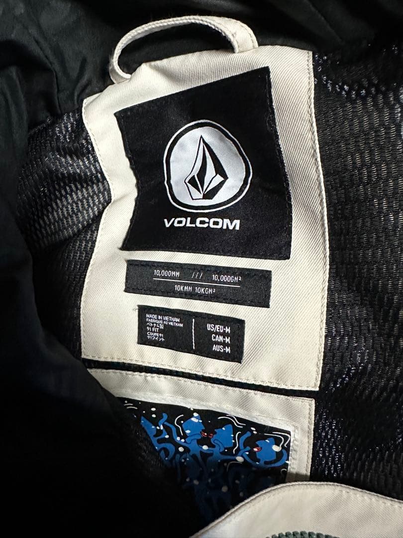 ボルコムウェアセット　全部Mサイズ