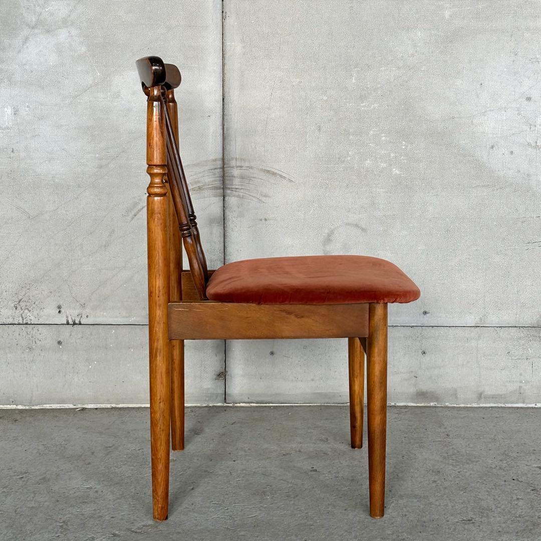 レトロ喫茶店風チェア ベロア座面 ウッドフレーム カフェスタイル インテリア椅子