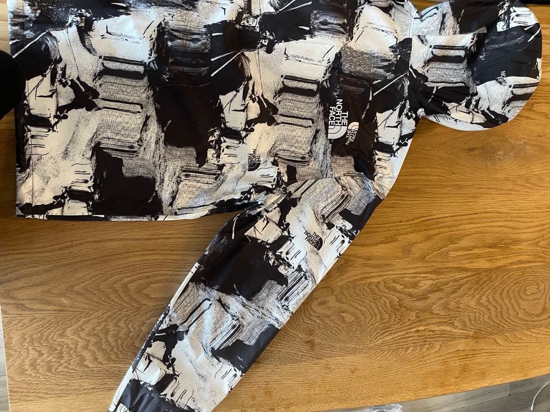 ラ*グ様 THE NORTH FACE マウンテンパーカー