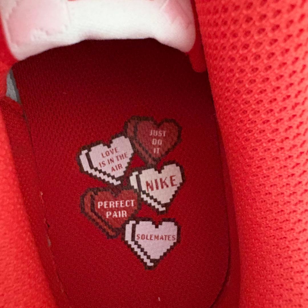 【新品未使用】NIKE ナイキ エアフォース 1 バレンタインデー スニーカー