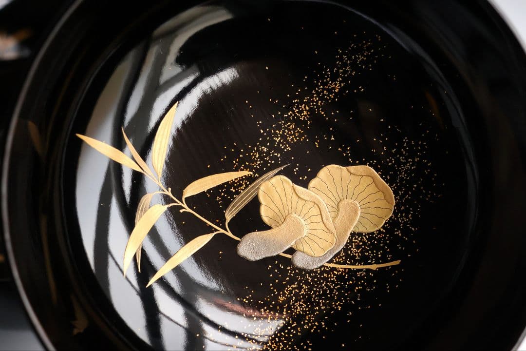 【CM412】天然木漆塗 加賀蒔絵 蓮と野菜金蒔絵 黒煮物椀 三客 漆器 昭和期