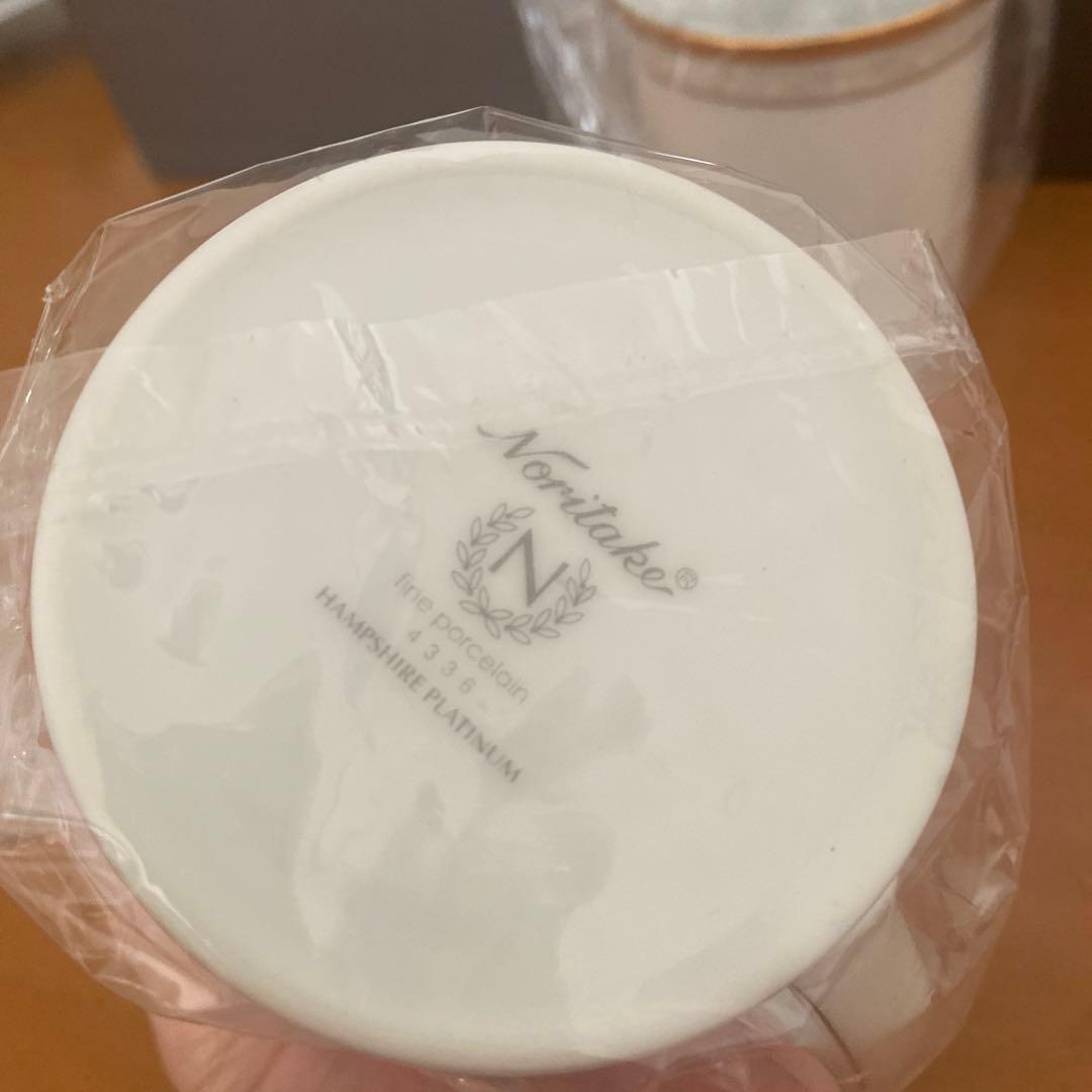 【新品未使用】Noritake 食器セット お皿　マグカップ　ペア