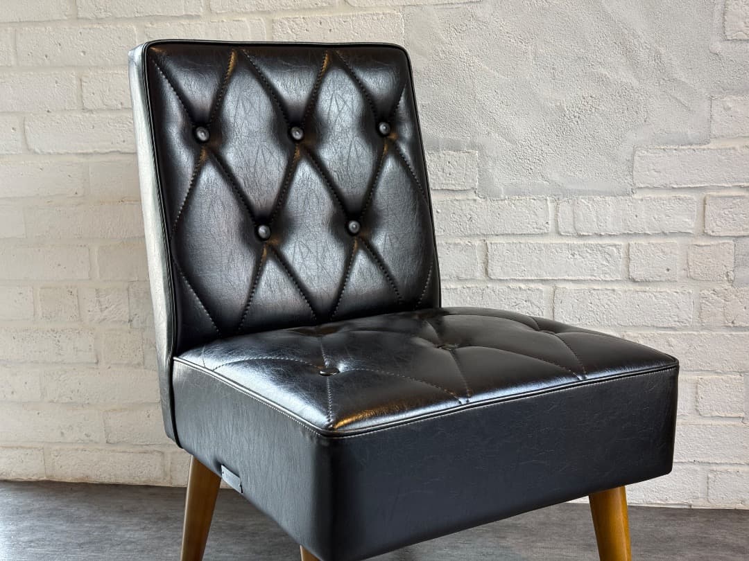 カリモク60 カフェチェア スタンダードブラック