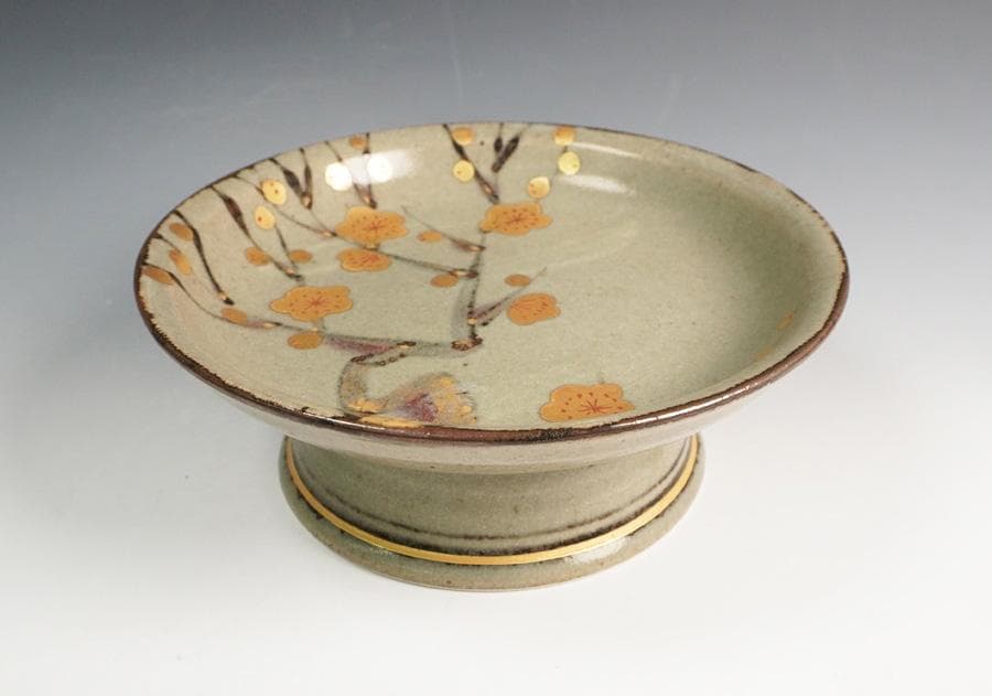 人間国宝 加藤卓男 幸兵衛窯 金彩梅花文高台鉢 共箱