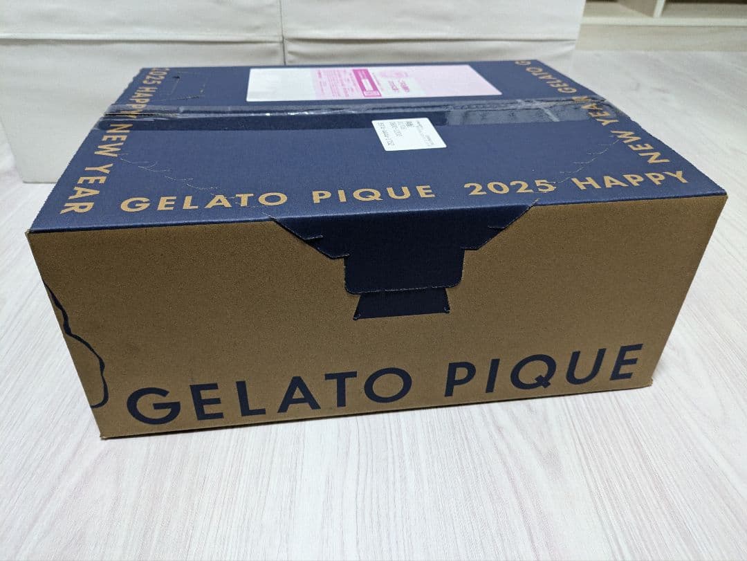 GELATO PIQUE HAPPY BOX 2025<B> 福袋