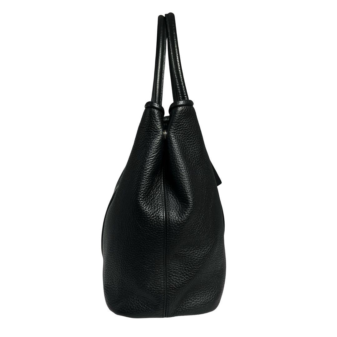 美品　バーニーズニューヨーク トートバッグ A4 シボ革 レザー 黒 790