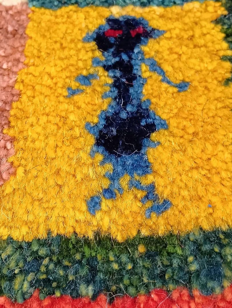 ペルシャ絨毯　ギャッベ　座布団　手織り　イラン(102)