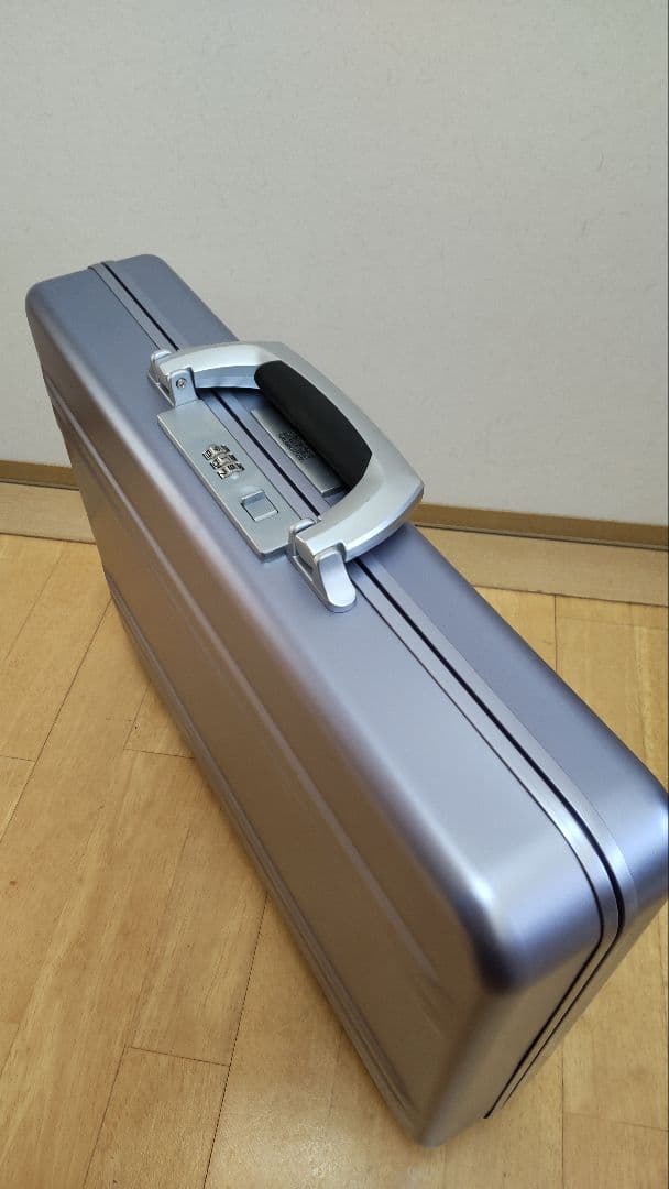 ZEROHALIBURTON アタッシュケース