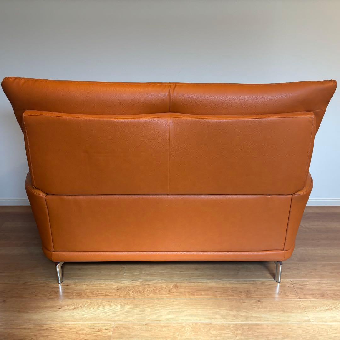 【サブロー】オレンジソファ