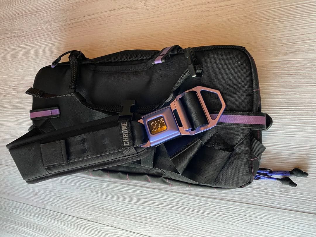 CHROME クローム KADET SLING ボディバッグ