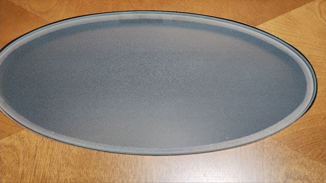 MARUNIのラウンドテーブル