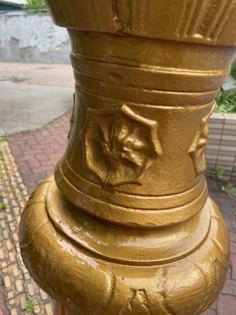 ゴールド装飾水栓柱