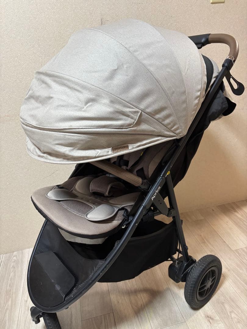 Aprica(アップリカ) A型ベビーカー スムーヴプレシャス 3輪 ベージュ