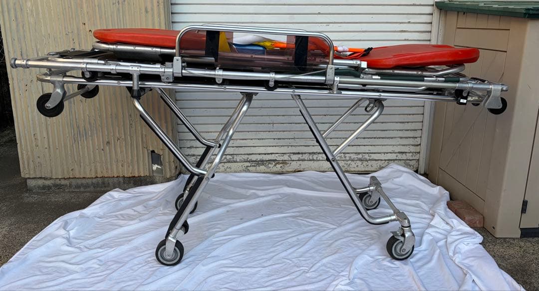 ①【送料無料】FERNO 担架ストレッチャー 救急搬送用 SPEEDBOARD付