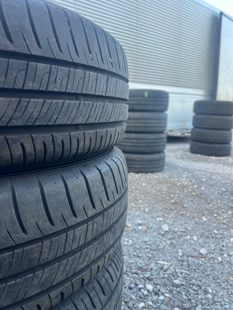 ダンロップ　エナセーブ　rv505 215/60r16 23年製　超バリ山