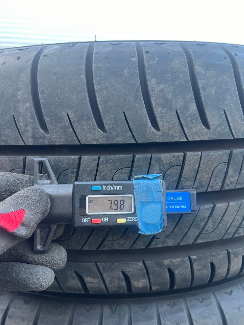 ダンロップ　エナセーブ　rv505 215/60r16 23年製　超バリ山