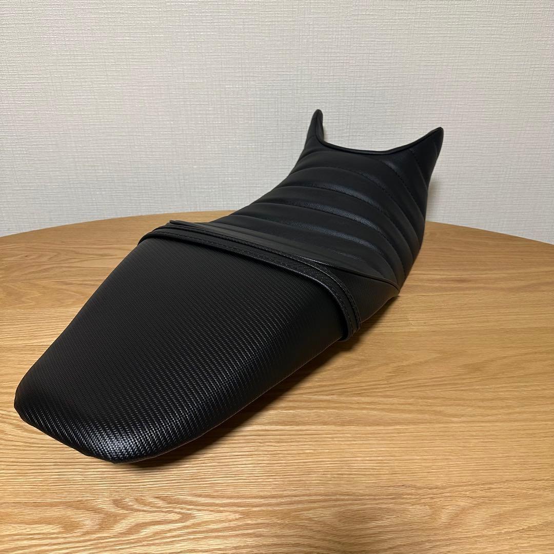 ホーネット250 カーボン調 シート張替えキット(シートカバー)