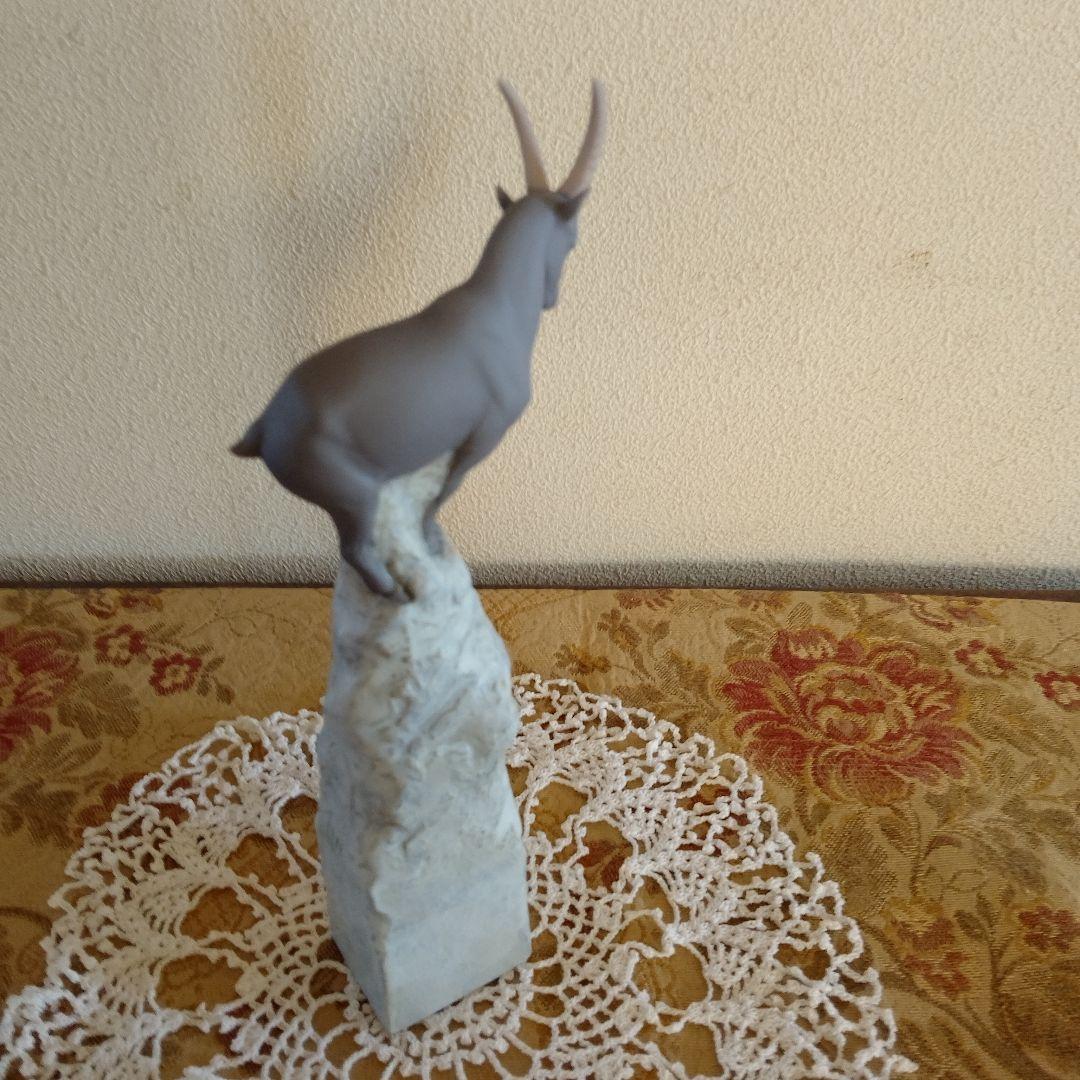 スペインLLADRO社製　ヤギ 0Y50U