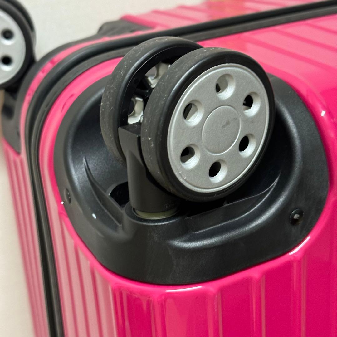 超希少！リモワ　サルサデラックス　旗艦店限定　ルビーピンク　84L 4輪