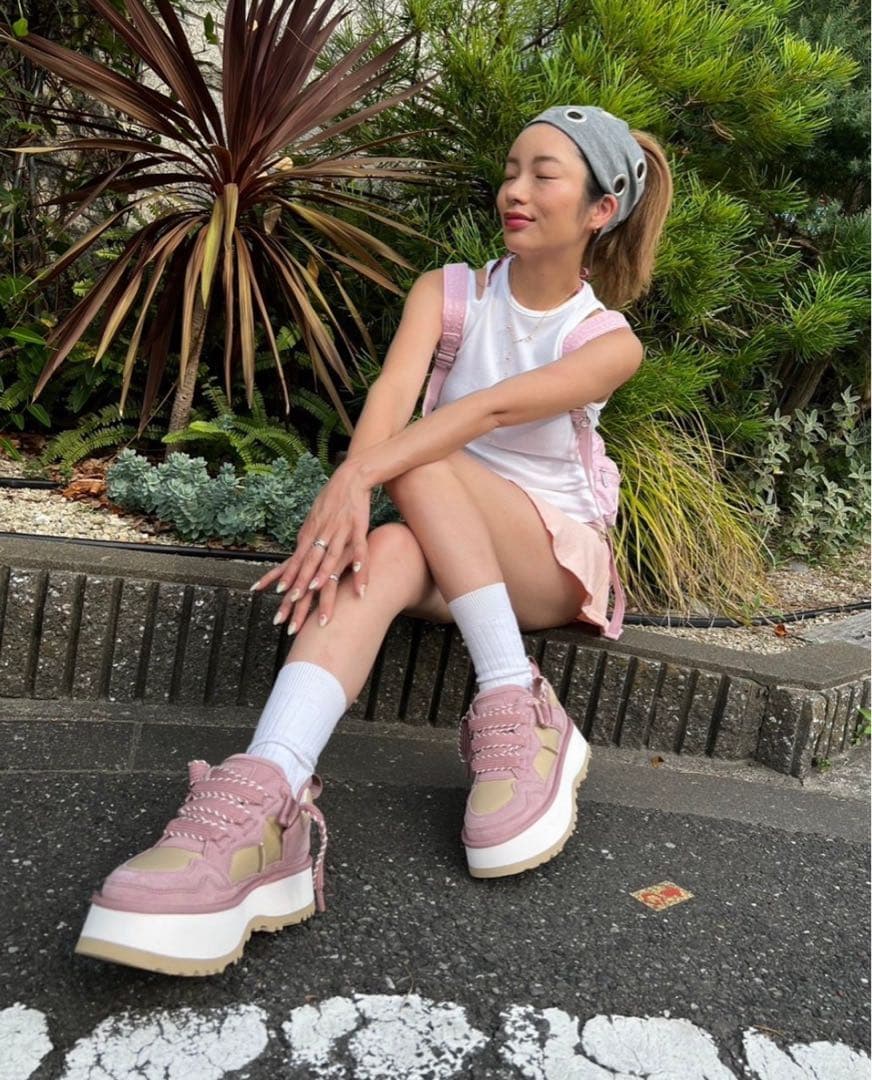 UGG 厚底スニーカー ピンク