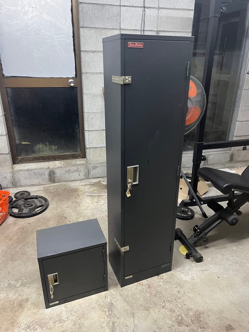 ガンロッカー 銃保管庫　東洋事務器工業　弾倉　装弾ロッカー　引き取り希望