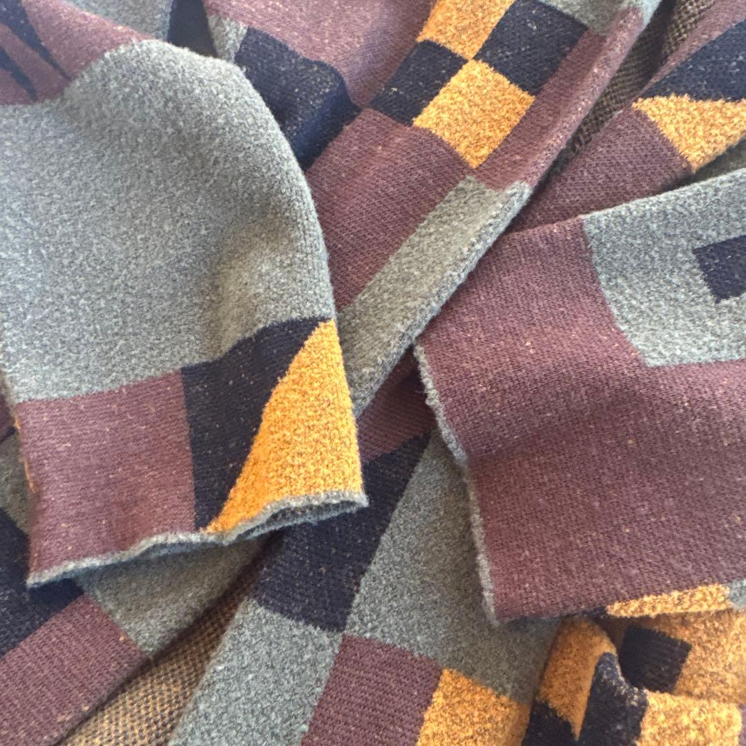 hazama 迷宮入りのニットガウン カーキ