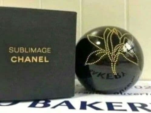 新品未使用　シャネル【正規ノベルティ】　置物　ミニライト　非売品　ブラック