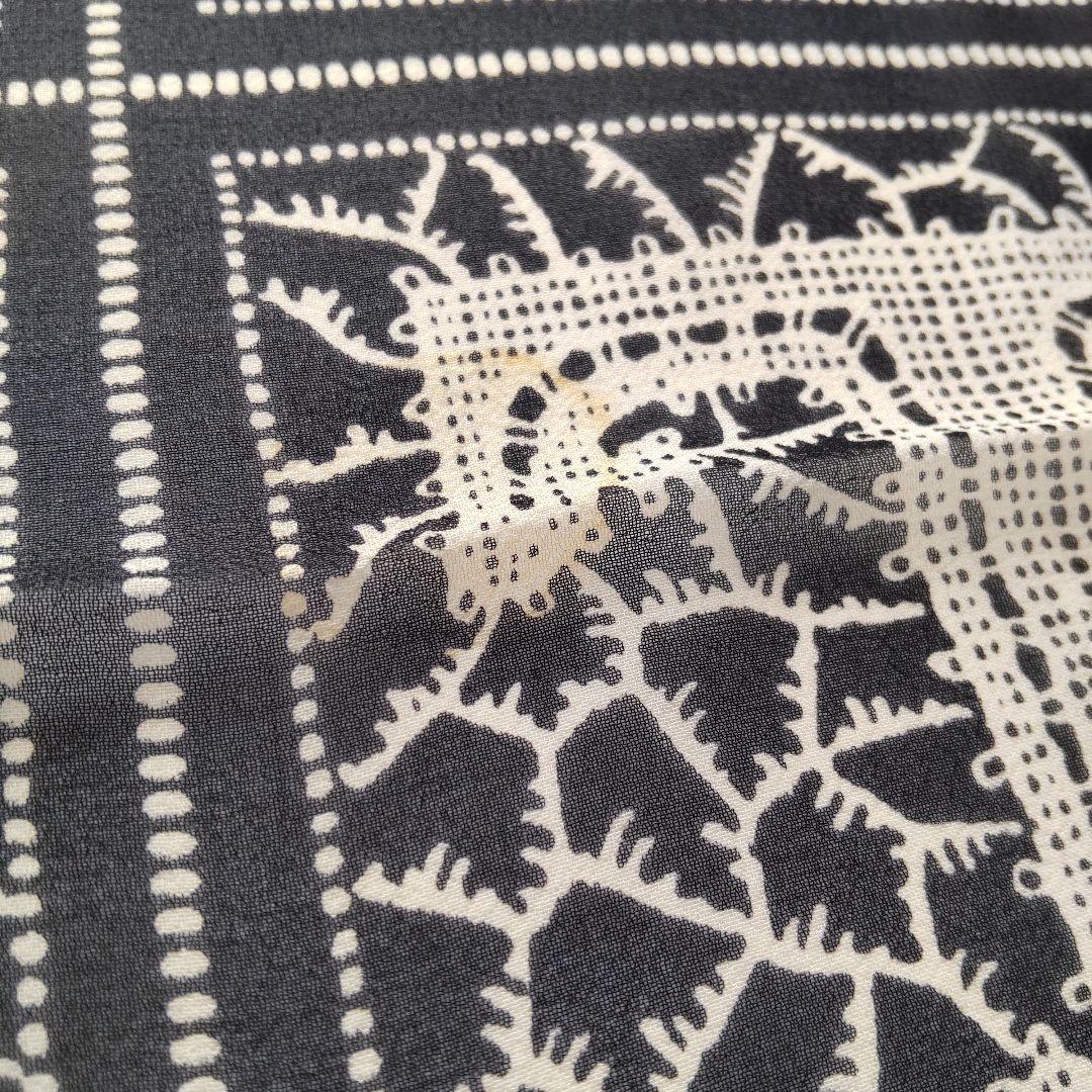 希少 フェンディ ロゴ アルファベットモチーフ ズッカ柄 シルクシフォンスカーフ