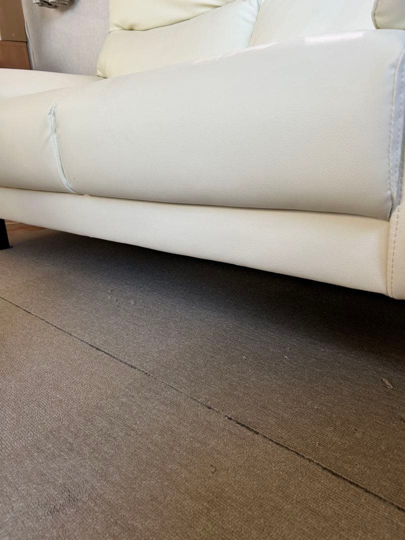 ニトリ　Nシールド　2人用ソファ　アイボリー　合皮