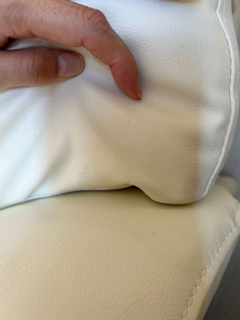 ニトリ　Nシールド　2人用ソファ　アイボリー　合皮