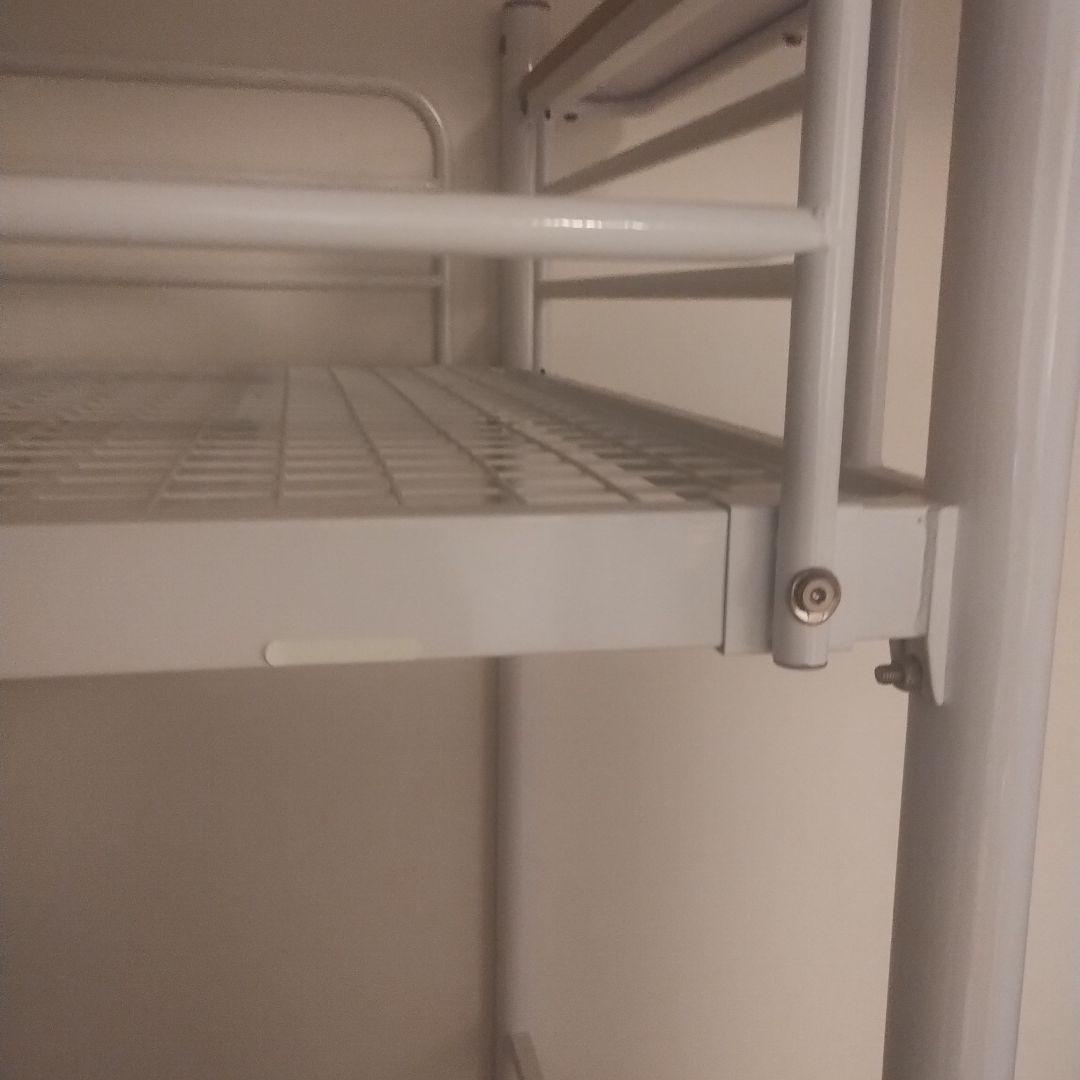 ホワイト パイプロフトベッド 収納棚付き