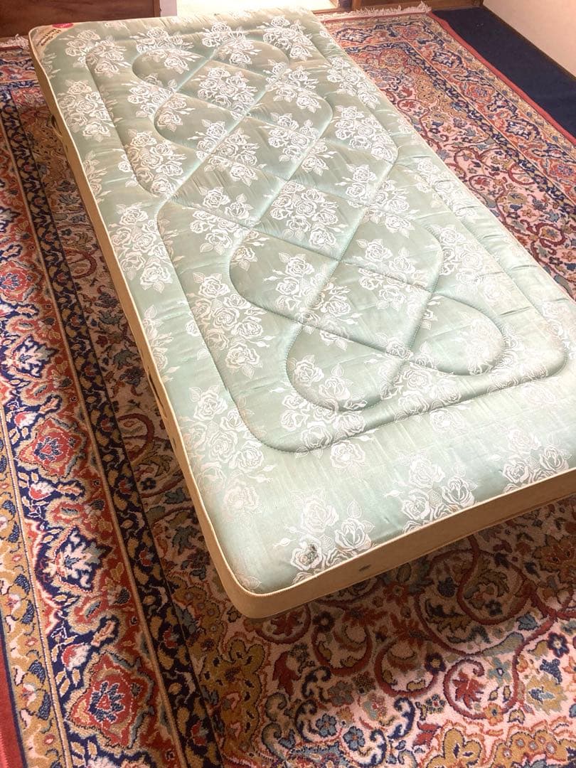 【極厚マットレス】アンティーク NIHON BED ※直接引取割引あり